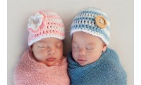 Cara Mudah Menidurkan Bayi Kembar